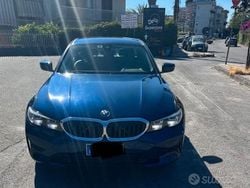 Blu/azzurro Usata 2019 BMW 320 Advantage Tre volumi | 23.500 € (Cara)