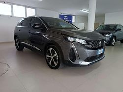 Grigio Usata 2023 Peugeot 5008 Allure SUV | 22.990 € (Ottimo prezzo)