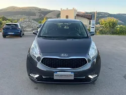 Grigio scuro Usata 2015 Kia Venga Due volumi | 8800 € (Buon prezzo)