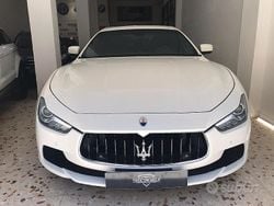 Bianco Usata 2016 Maserati Ghibli Tre volumi | 24.200 € (Buon prezzo)