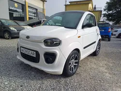 Bianco Usata 2021 Microcar Dué Due volumi | 6900 €