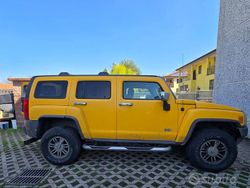 Giallo Usata 2009 Hummer H3 SUV | 14.000 € (Molto cara)