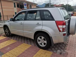 Usata 2011 Suzuki Grand Vitara SUV | 4500 € (Super prezzo)