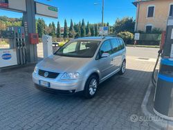 Grigio Usata 2005 VW Touran Monovolume | 4000 €