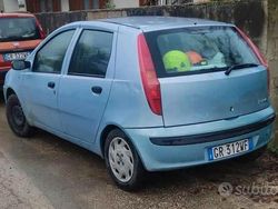 Usata 2001 Fiat Punto Due volumi | 800 € (Ottimo prezzo)
