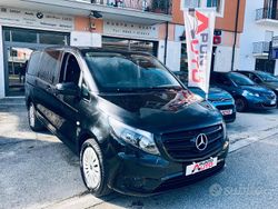 Nero Usata 2021 Mercedes Vito Station wagon | 29.990 €