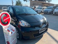 Nero Usata 2010 Toyota Aygo Due volumi | 3990 € (Ottimo prezzo)
