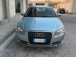 Grigio Usata 2006 Audi A4 Station wagon | 1500 € (Buon prezzo)