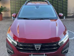 Rosso Usata 2022 Dacia Sandero Essentiel Due volumi | 12.450 € (Buon prezzo)