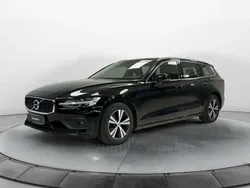 Nero / pastello Usata 2020 Volvo V60 Business Edition Station wagon | 21.400 € (Buon prezzo)