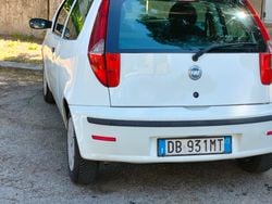 Bianco Usata 2006 Fiat Punto Due volumi | 650 € (Ottimo prezzo)
