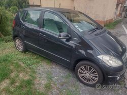 Nero Usata 2023 Mercedes A150 Due volumi | 3500 €