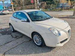 Bianco Usata 2013 Alfa Romeo MiTo Due volumi | 3700 € (Super prezzo)