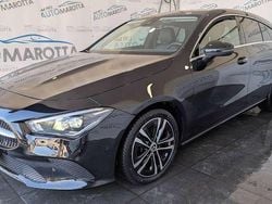 Nero Usata 2023 Mercedes CLA180 Business Tre volumi | 30.900 € (Molto cara)