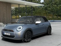 Gray Nuova 2025 Mini Cooper SE Due volumi | 44.480 €