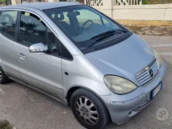 Usata 2004 Mercedes A170 Elegance Due volumi | 1300 € (Buon prezzo)