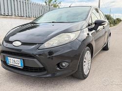 Nero Usata 2009 Ford Fiesta Due volumi | 2900 € (Ottimo prezzo)
