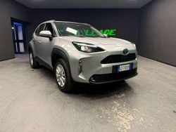 Argento Usata 2025 Toyota Yaris Cross Trend SUV | 22.900 € (Ottimo prezzo)