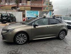 Grigio Usata 2020 Toyota Corolla Style Tre volumi | 16.500 € (Ottimo prezzo)