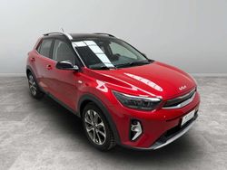 Rosso Usata 2022 Kia Stonic Style SUV | 16.900 € (Cara)
