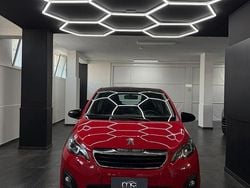 Rosso Usata 2015 Peugeot 108 Allure Due volumi | 7000 € (Buon prezzo)