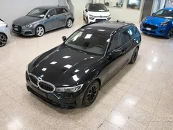 Nero Usata 2020 BMW 318 Sport Line Station wagon | 25.800 € (Buon prezzo)