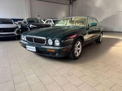 Verde Usata 1999 Jaguar XJ Executive Tre volumi | 12.500 € (Molto cara)