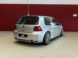 Grigio Usata 2003 VW Golf IV R Tre volumi | 25.900 €