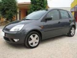 Grigio Usata 2006 Ford Fiesta Due volumi | 2450 € (Cara)