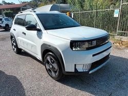 Bianco Nuova 2025 Fiat Grande Panda La Prima Due volumi | 23.700 € (Molto cara)