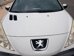 Bianco Usata 2009 Peugeot 206 Tre volumi | 3500 €