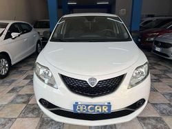 Bianco Usata 2015 Lancia Ypsilon Due volumi | 3900 € (Buon prezzo)