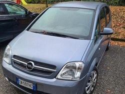 Grigio Usata 2004 Opel Meriva Monovolume | 2000 € (Ottimo prezzo)