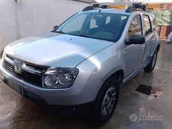 Grigio Usata 2012 Dacia Duster SUV | 2000 €