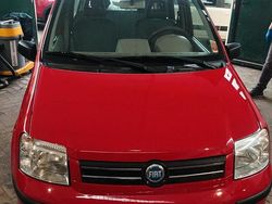 Rosso Usata 2007 Fiat Panda Dynamic Tre volumi | 2900 € (Buon prezzo)