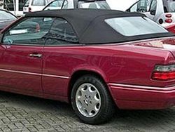 Rosso Usata 1994 Mercedes E200 Cabrio | 25.000 €