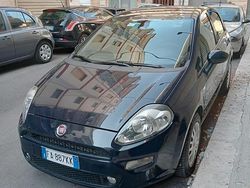 Blu Usata 2015 Fiat Punto Due volumi | 3500 € (Buon prezzo)