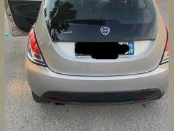 Marrone Usata 2012 Lancia Ypsilon Due volumi | 7500 € (Molto cara)