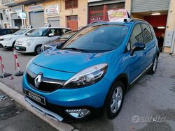 Blu Usata 2015 Renault Scénic III XMOD Monovolume | 10.500 € (Molto cara)
