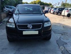Nero Usata 2006 VW Touareg R SUV | 6000 €