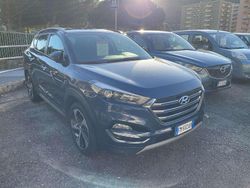 Grigio met Usata 2017 Hyundai Tucson Xpossible SUV | 16.400 € (Buon prezzo)