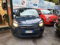 Blu dipinto di blu Usata 2020 Fiat 500e Due volumi | 12.600 € (Ottimo prezzo)