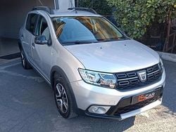 Grigio Usata 2018 Dacia Sandero Tre volumi | 8990 € (Buon prezzo)