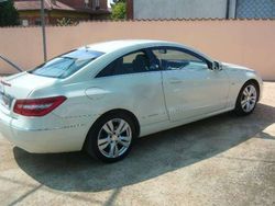 Bianco Usata 2011 Mercedes E220 Elegance Coupé | 8550 € (Super prezzo)