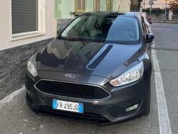 Grigio Usata 2018 Ford Focus Tre volumi | 5500 € (Molto cara)