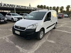 Bianco Usata 2016 Peugeot Partner Monovolume | 8500 € (Buon prezzo)