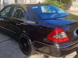 Usata 2008 Mercedes E320 Avantgarde Tre volumi | 4000 € (Ottimo prezzo)