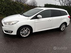 Bianco Usata 2017 Ford Focus S Station wagon | 7500 € (Buon prezzo)