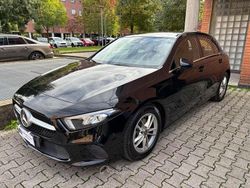 Nero Usata 2019 Mercedes A160 Executive Tre volumi | 19.990 € (Ottimo prezzo)