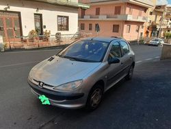 Grigio Usata 2003 Peugeot 206 Tre volumi | 1100 € (Super prezzo)